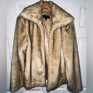 Braetan Faux Fur Coat Jacket Tan Camel Zip Front Size Medium